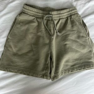Tna cozy shorts sage green